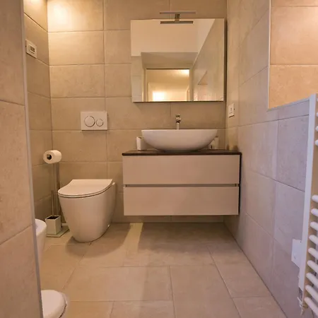 Ca Del Volto Apartment *
